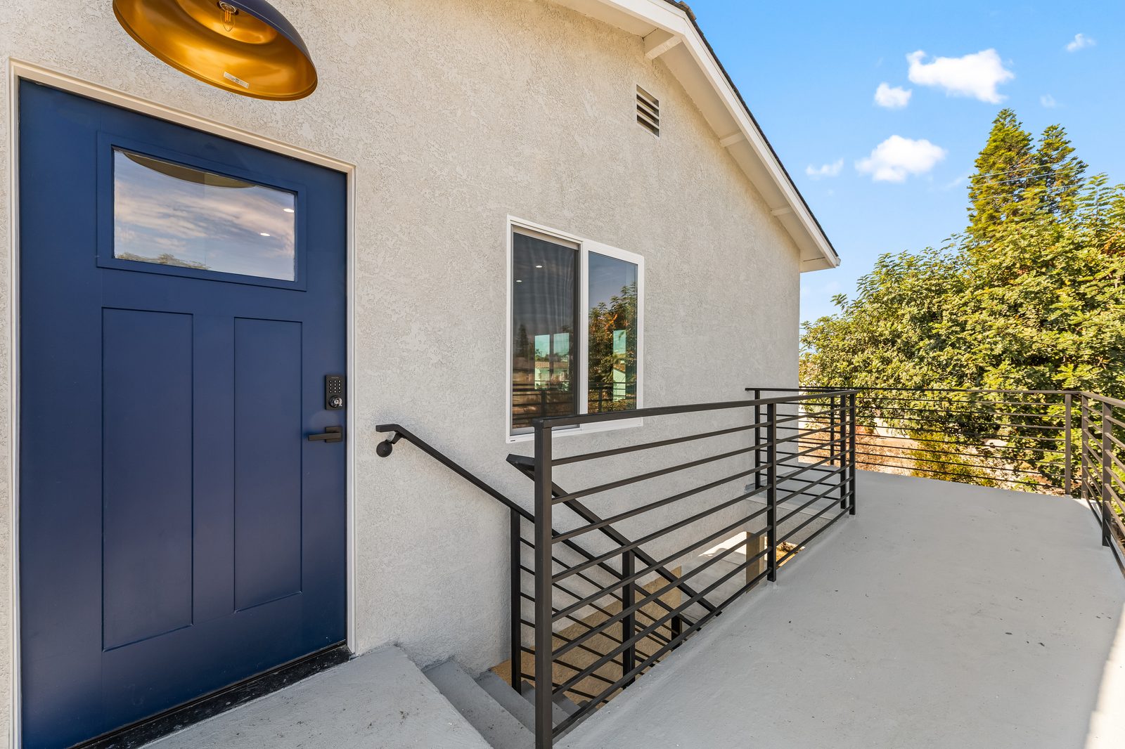 Second Story 1BR ADU in San Fernando Valley